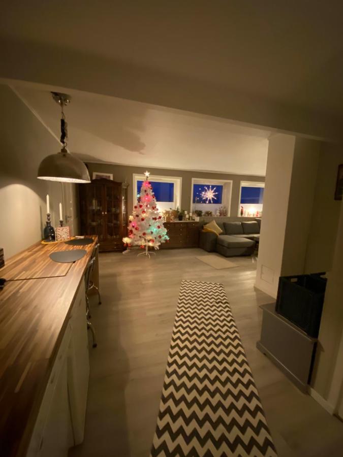 Lyngen, Mackay Appartment, Lyngen Lyngseidet Exterior foto